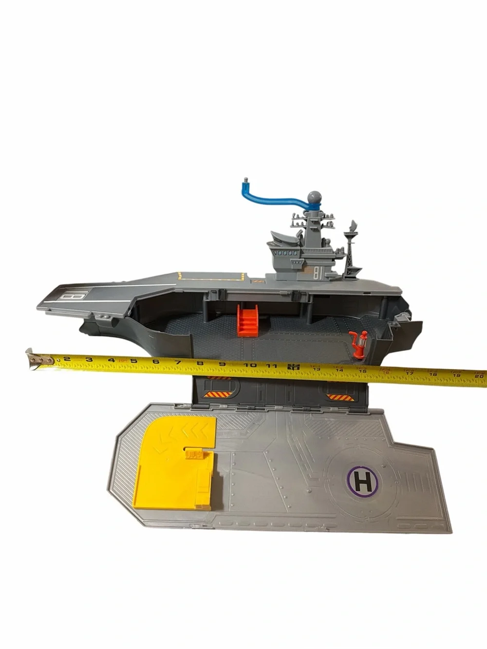 Disney Pixar Planes USS Dwight D Flysenhower Aircraft Carrier Playset Mattel Toy